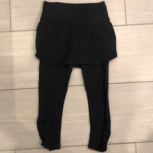 Athleta skirted capris